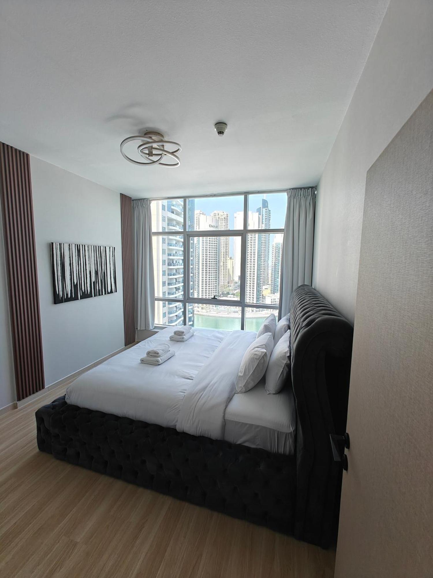 Marina View Spacious 2 Bhk * Dubaï