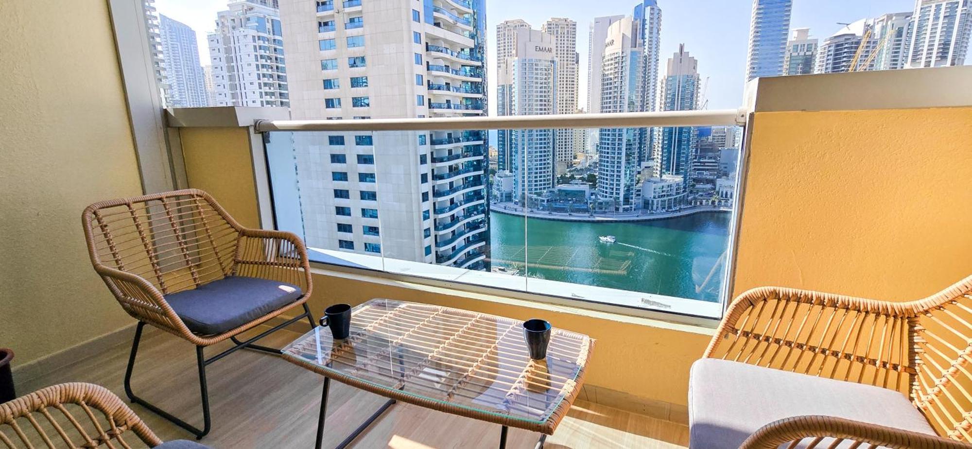 Marina View Spacious 2 Bhk Апартаменти *