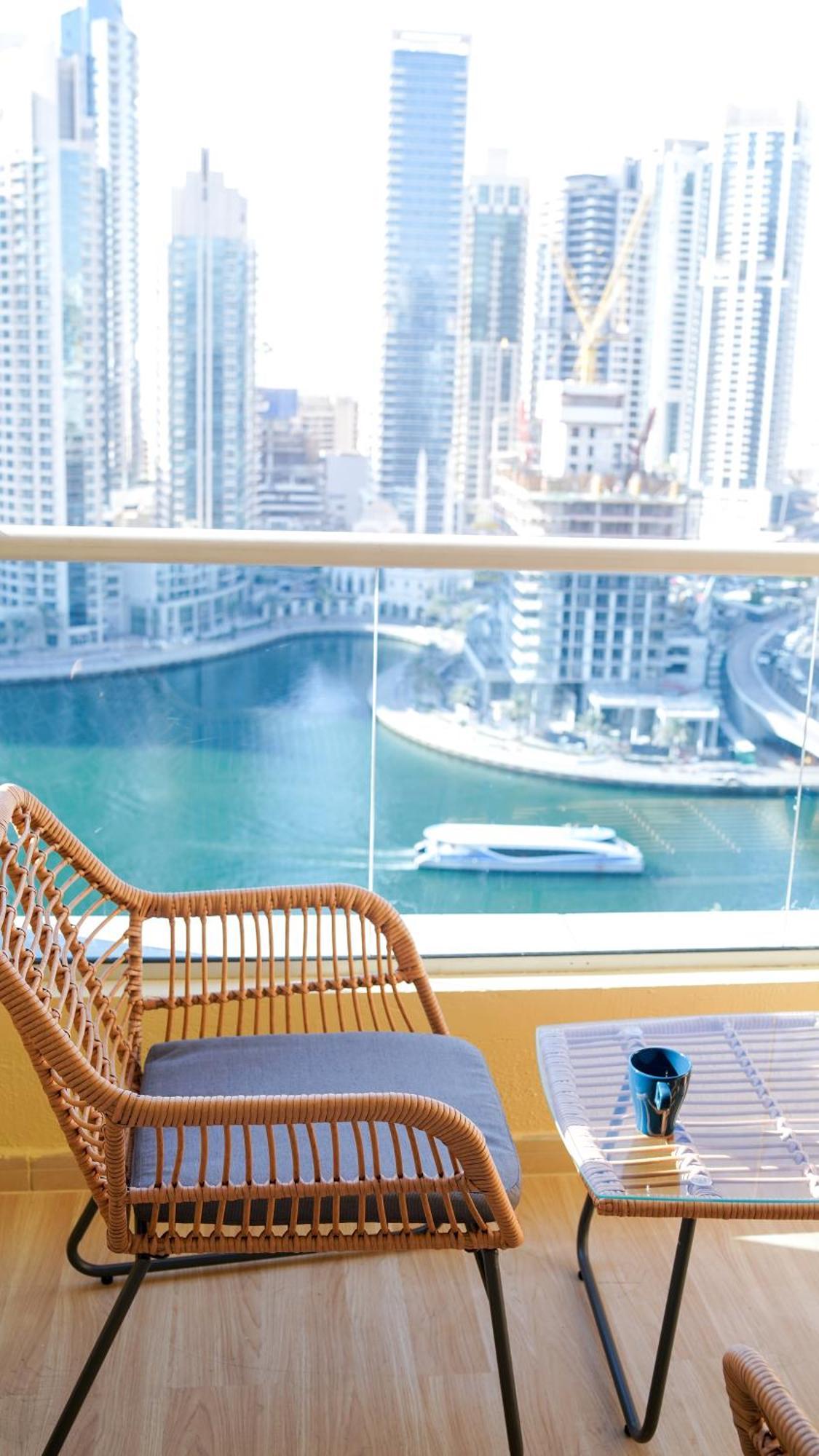 Marina View Spacious 2 Bhk Апартаменти