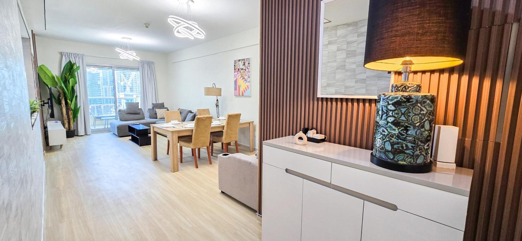 Marina View Spacious 2 Bhk * Дубай