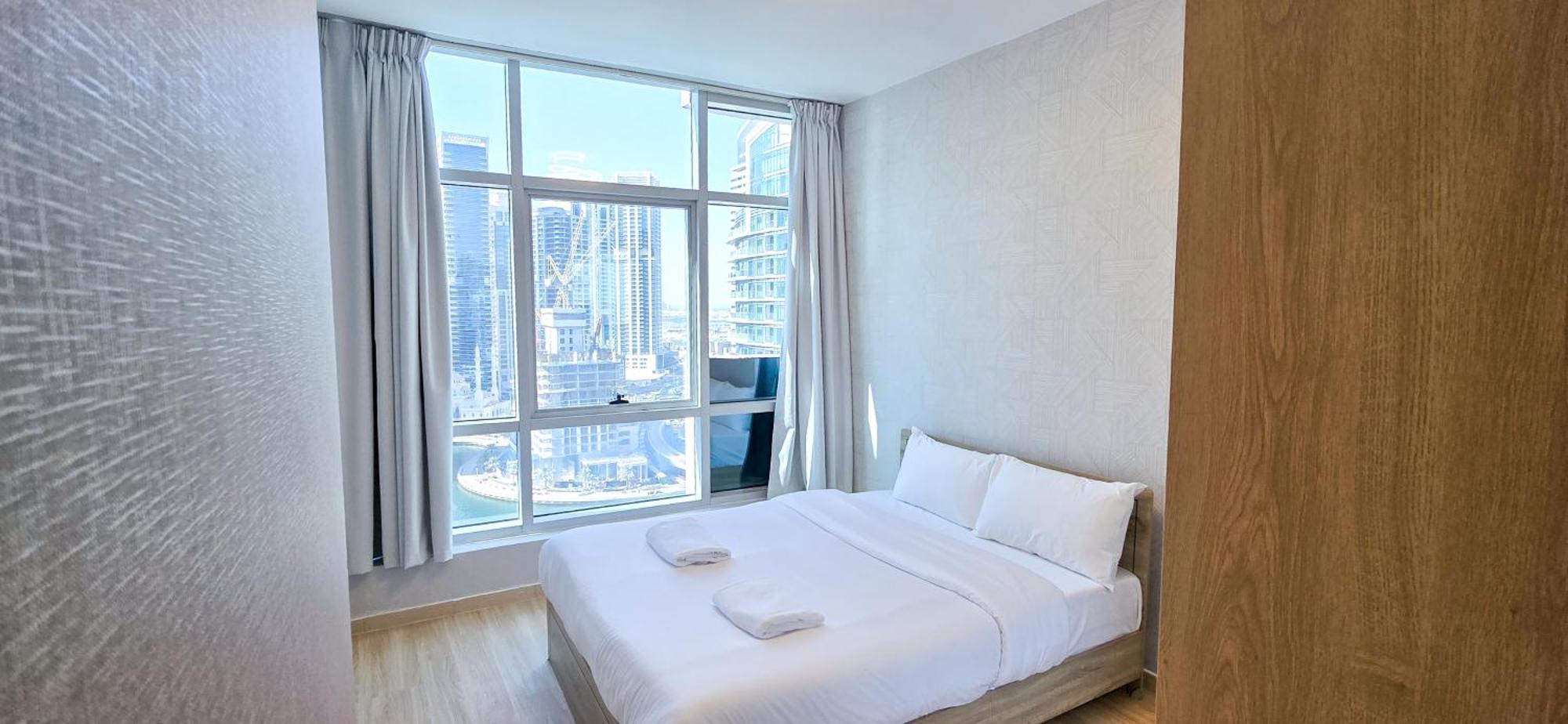 Апартаменти Marina View Spacious 2 Bhk