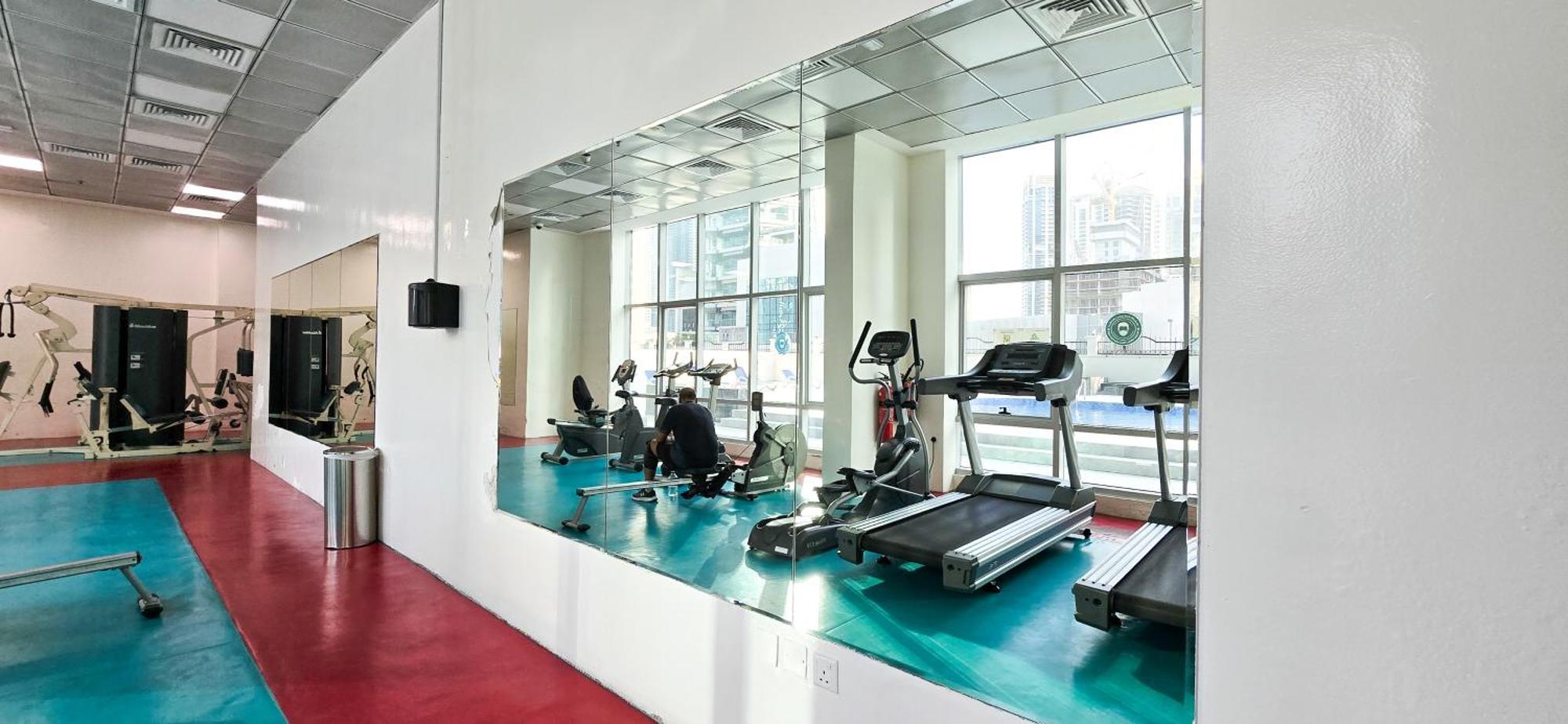 Marina View Spacious 2 Bhk Апартаменти *