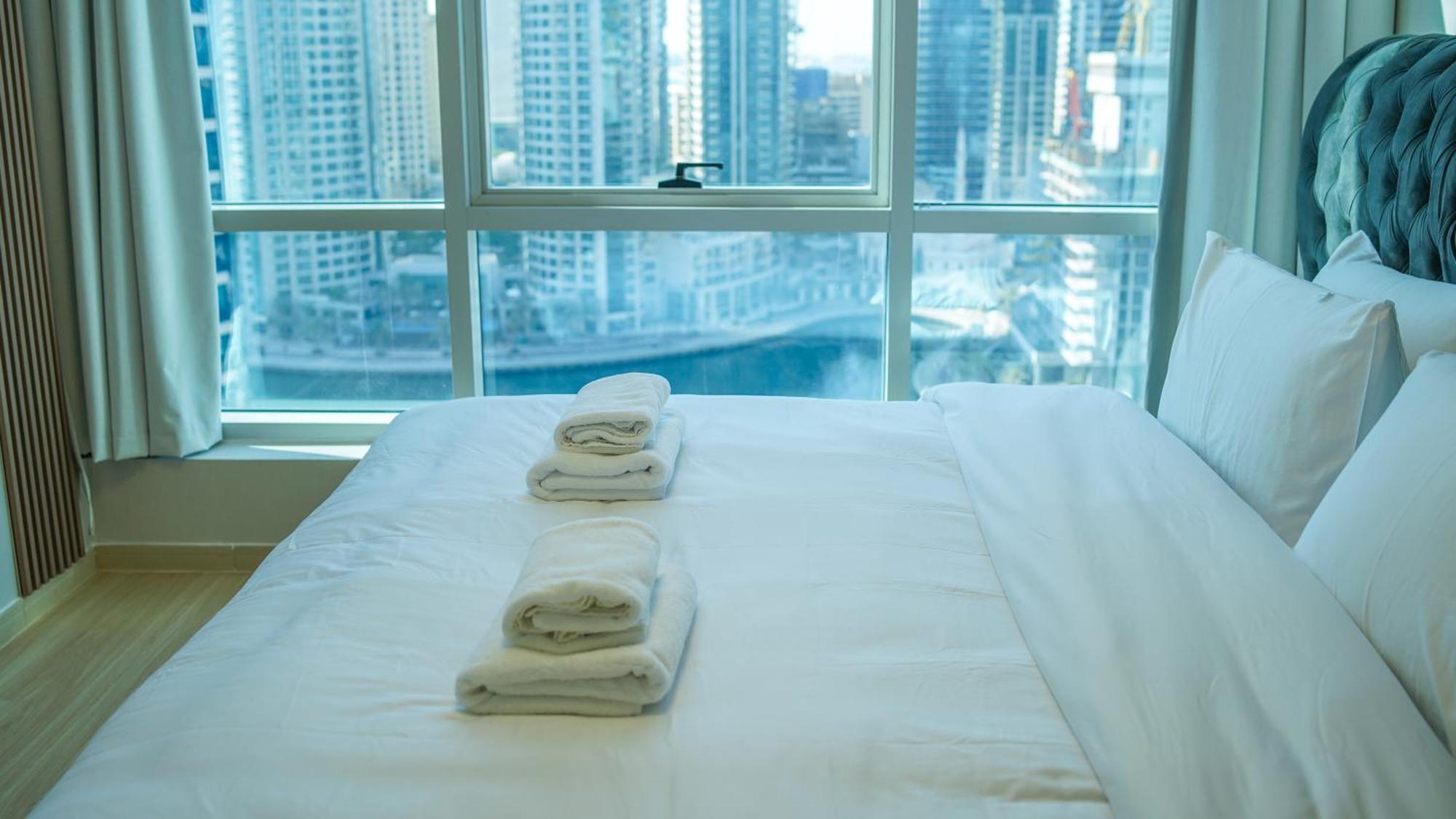 Marina View Spacious 2 Bhk * Дубай